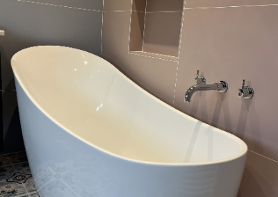 bathroom tiling 1